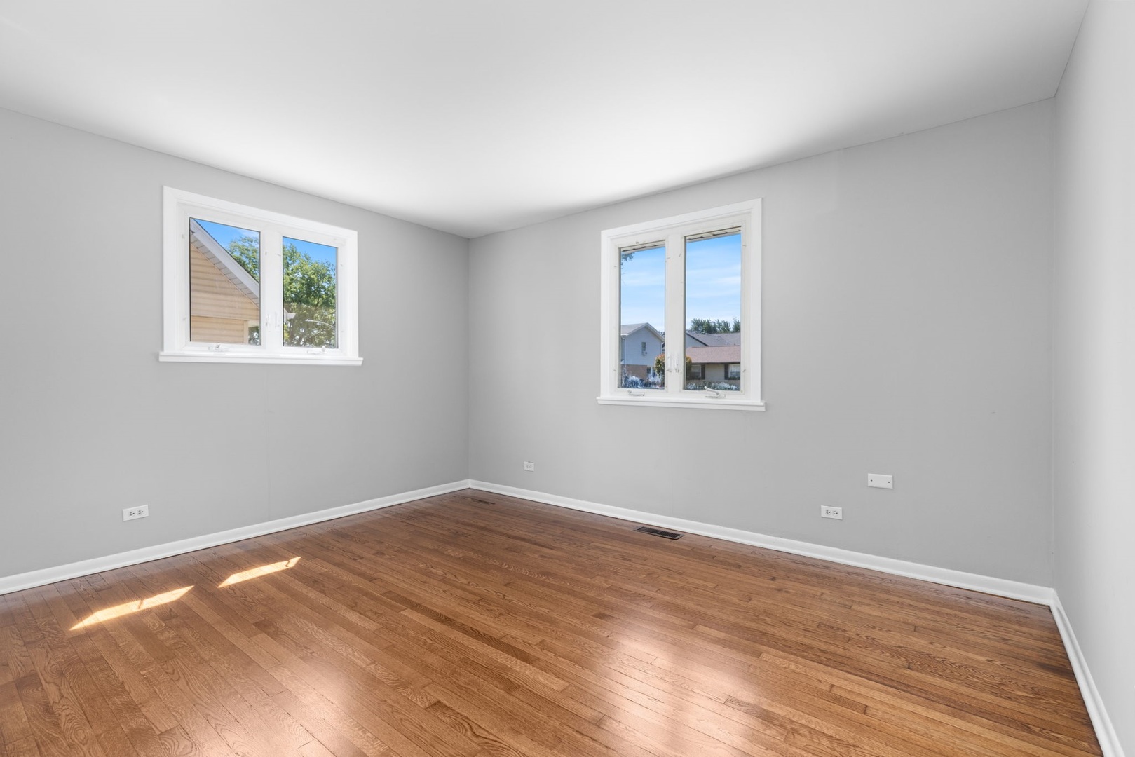 5446 Highland Court Property Photo 14