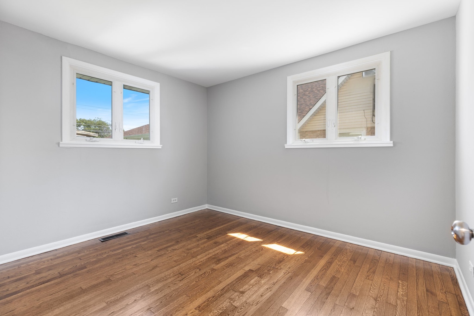5446 Highland Court Property Photo 15
