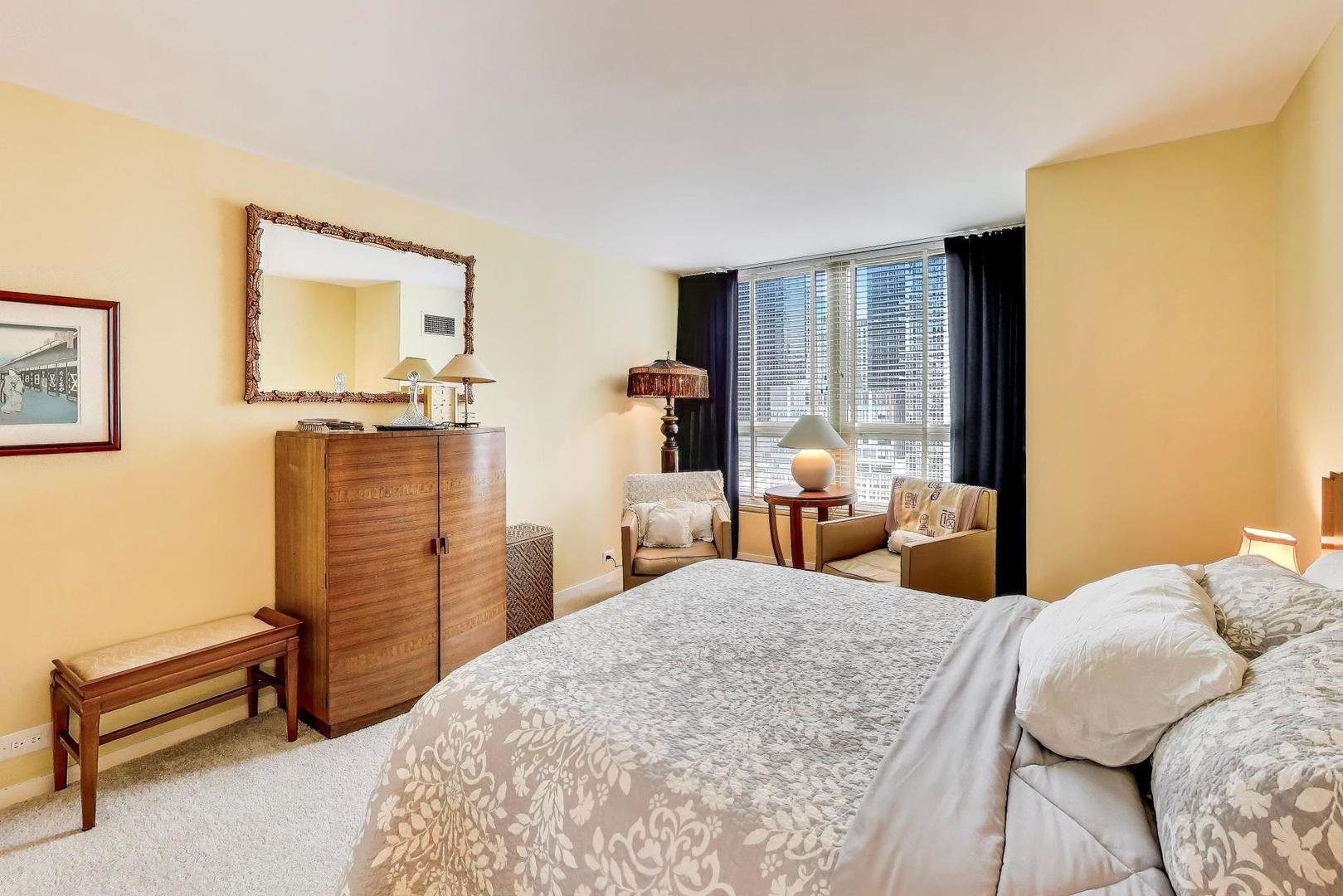 360 E Randolph Street 1007 Property Photo 12