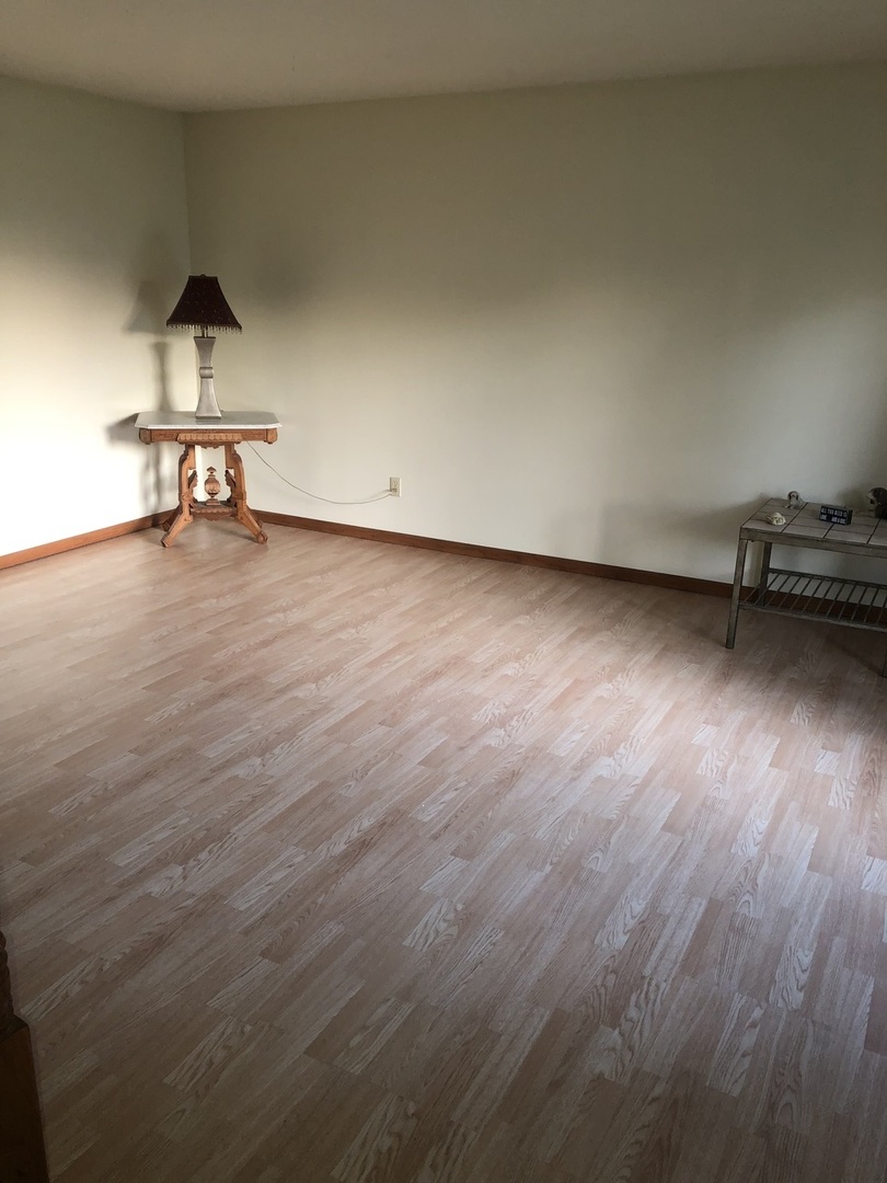 1082 Westridge Drive Property Photo 7
