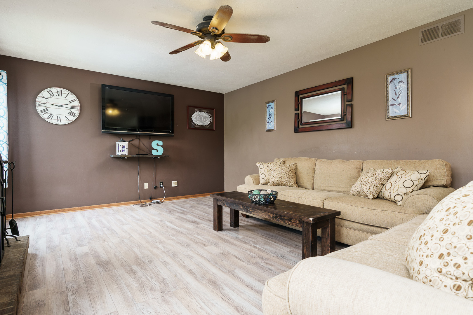 1082 Westridge Drive Property Photo 12