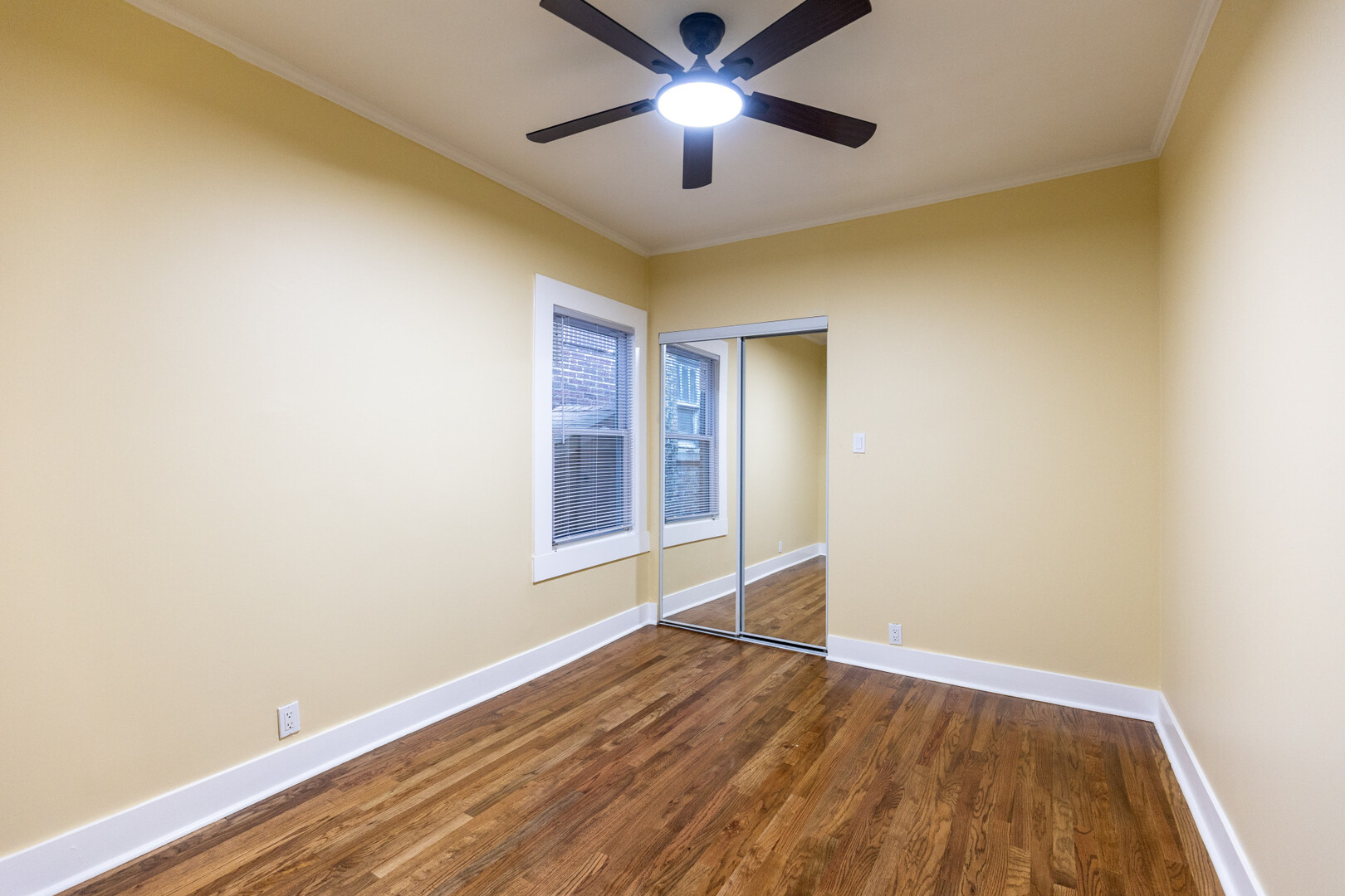 7518 S Union Avenue Property Photo 10