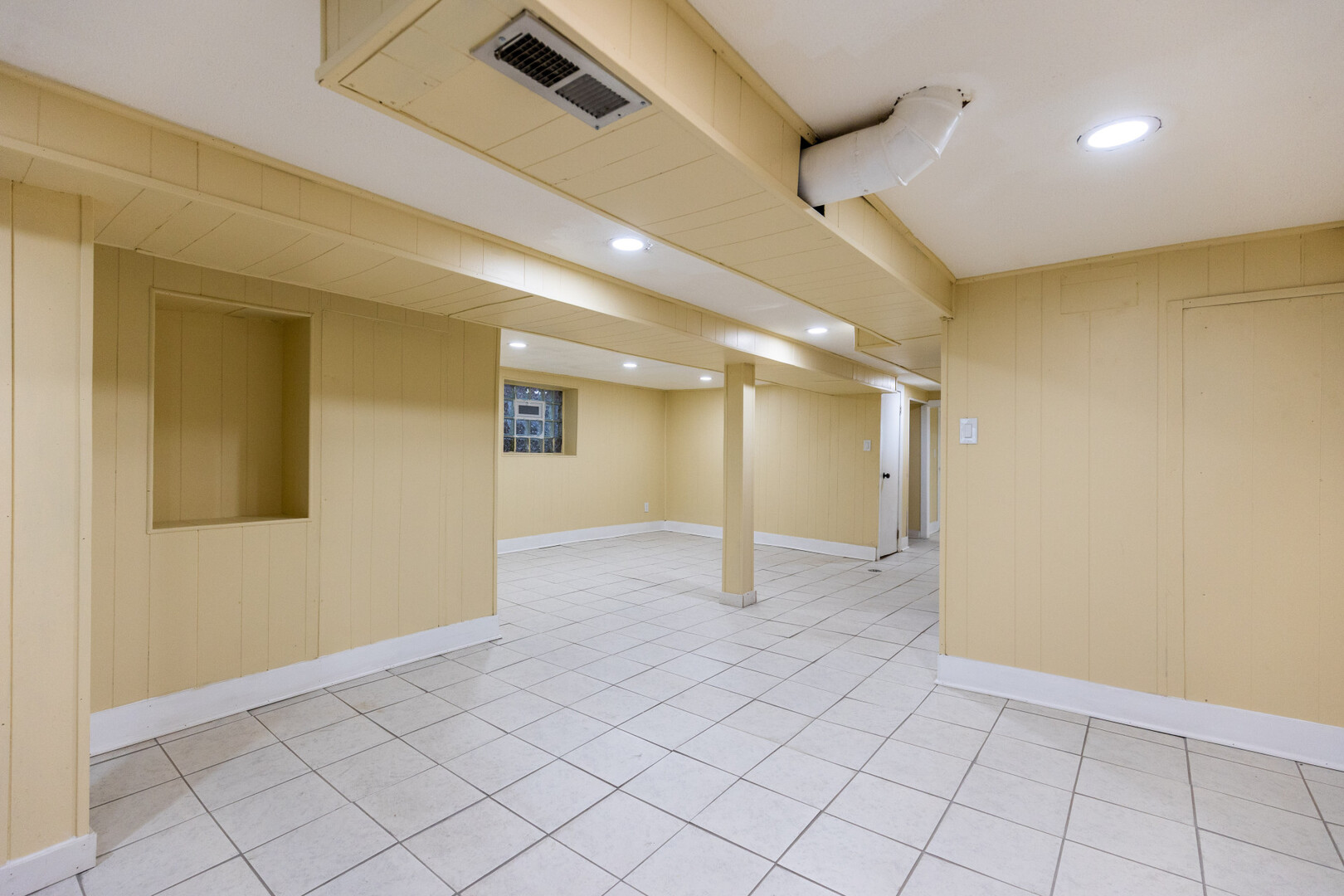 7518 S Union Avenue Property Photo 12