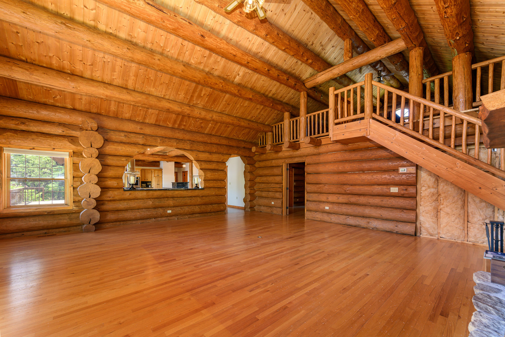 4418 Richmond Road Property Photo 6