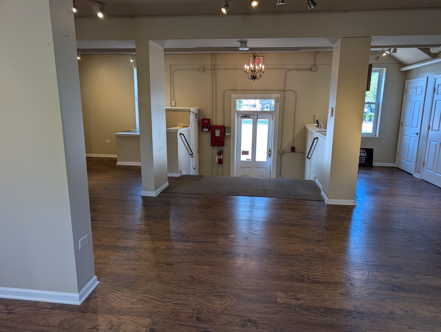 16 S Bothwell Street Property Photo 2