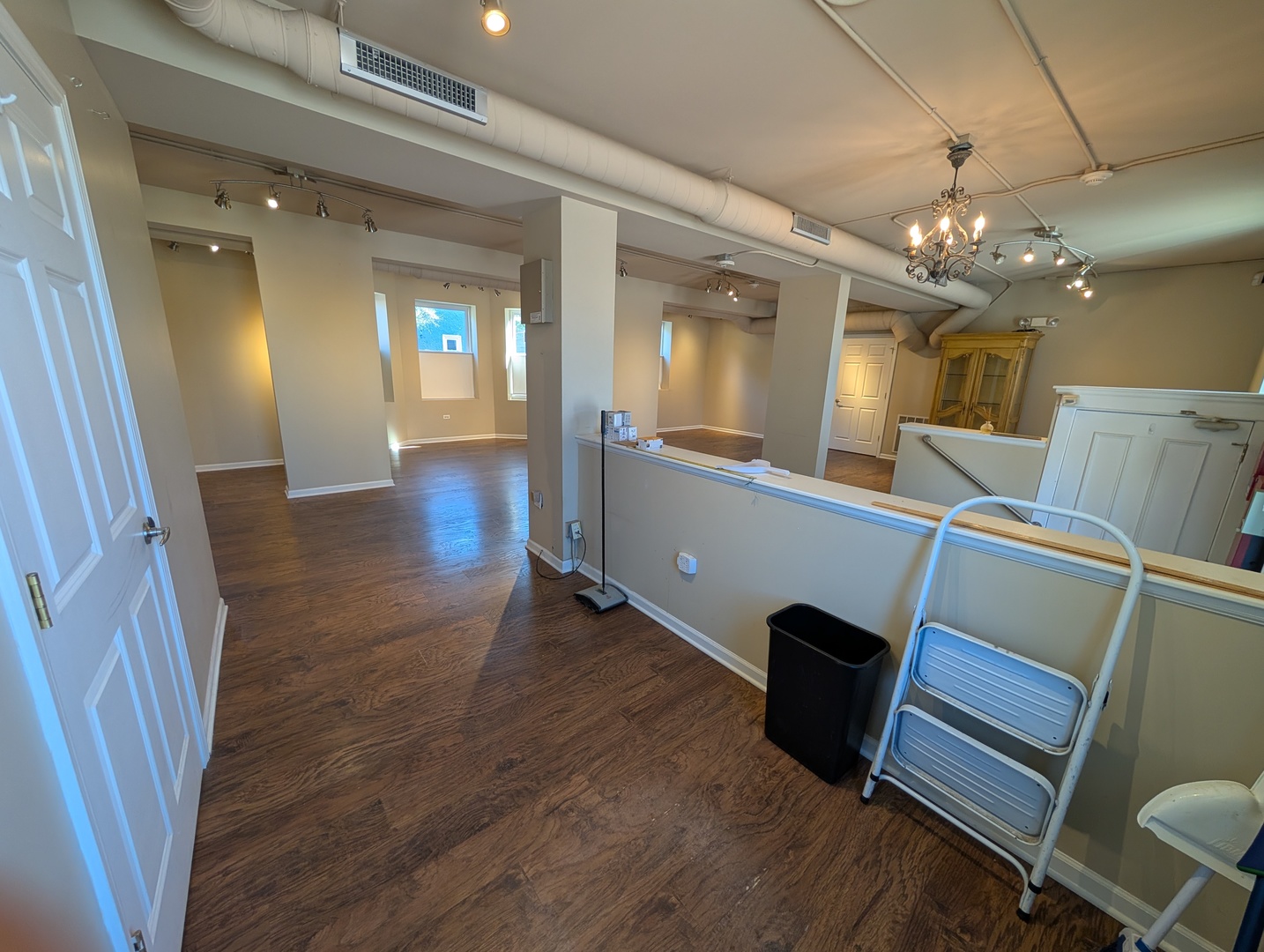 16 S Bothwell Street Property Photo 5