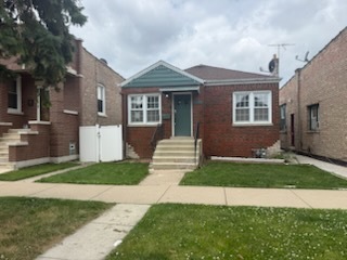 2504 S 57th Court Property Photo 2