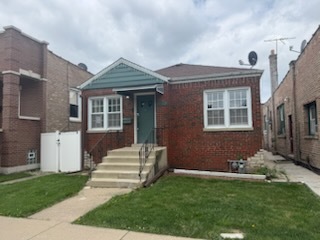 2504 S 57th Court Property Photo 4