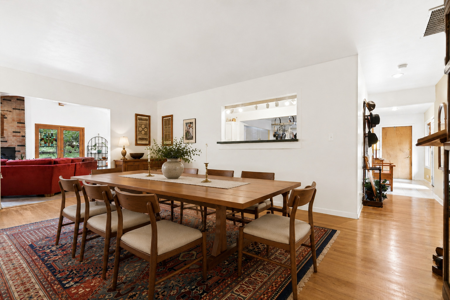 125 N Park Boulevard Property Photo 7