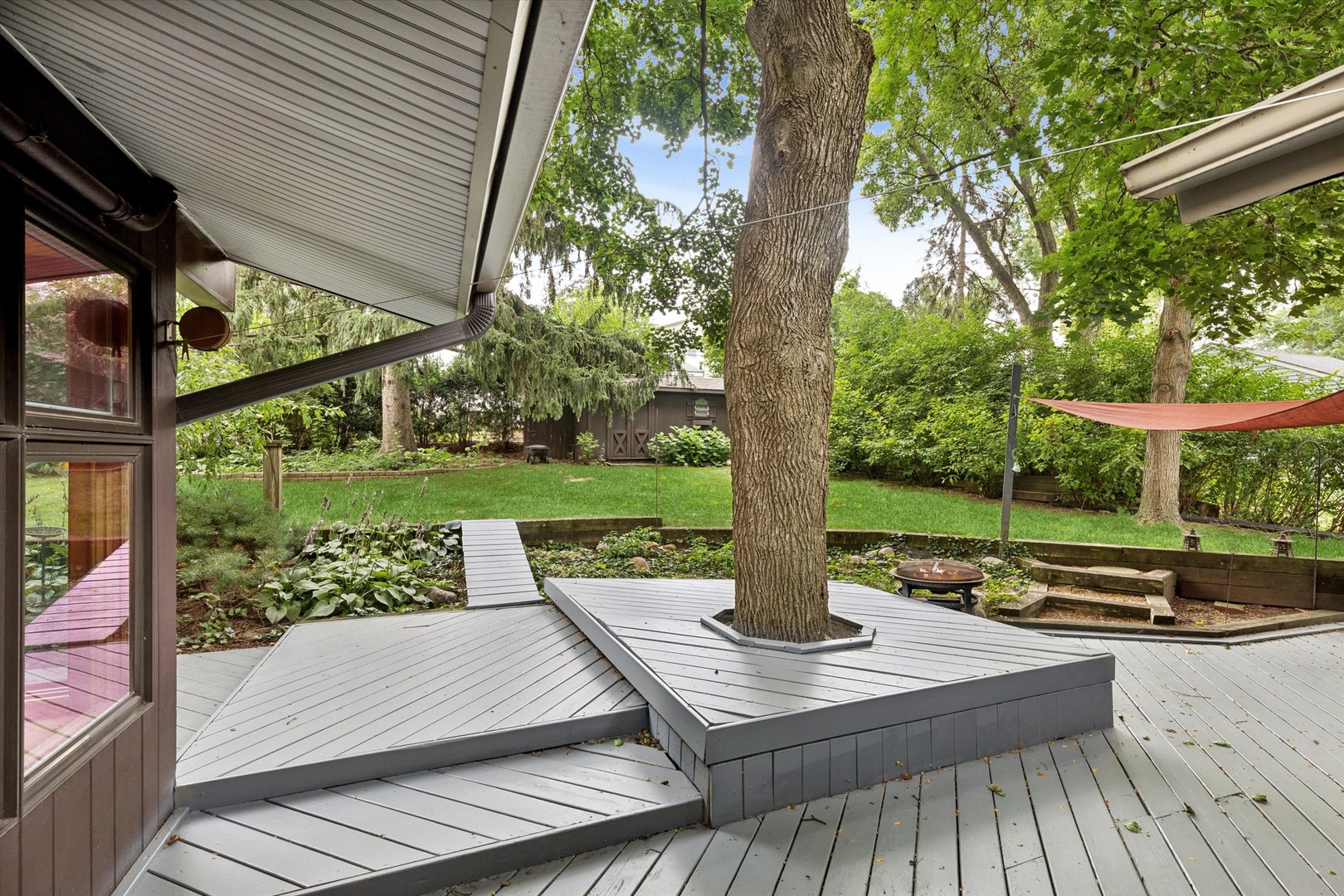 125 N Park Boulevard Property Photo 35