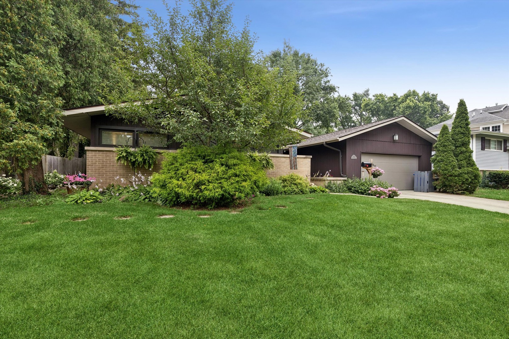 125 N Park Boulevard Property Photo 36