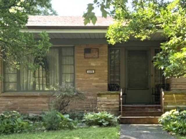 809 W Delaware Avenue Property Photo 1