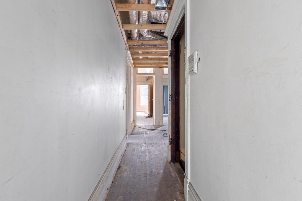 6556 S Woodlawn Avenue Property Photo 33