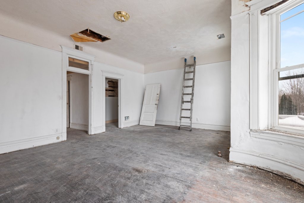 6556 S Woodlawn Avenue Property Photo 36