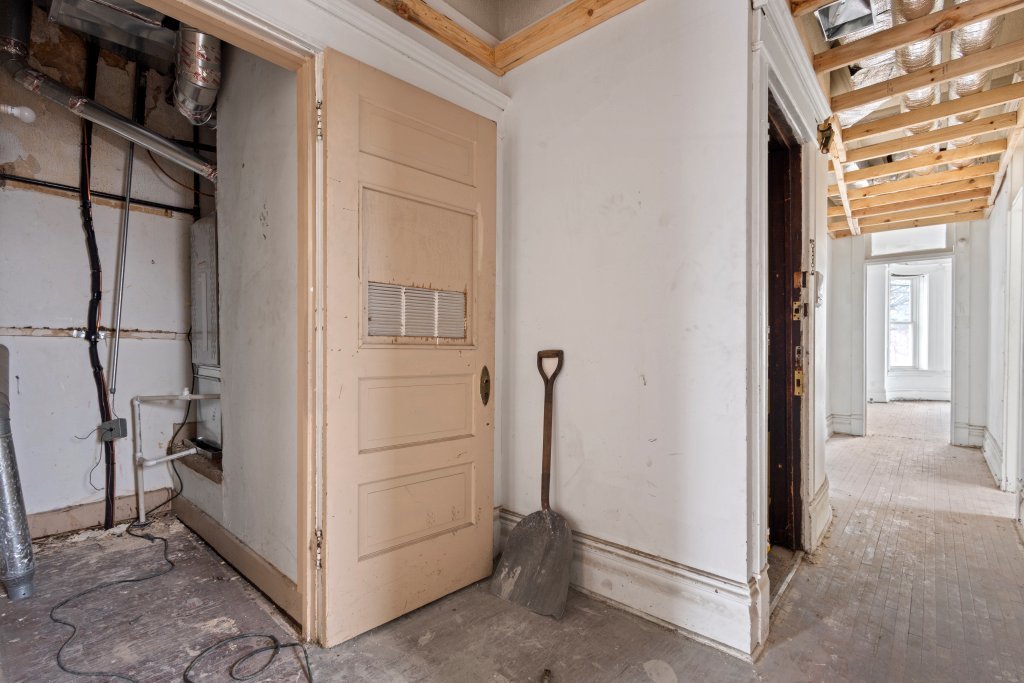 6556 S Woodlawn Avenue Property Photo 41