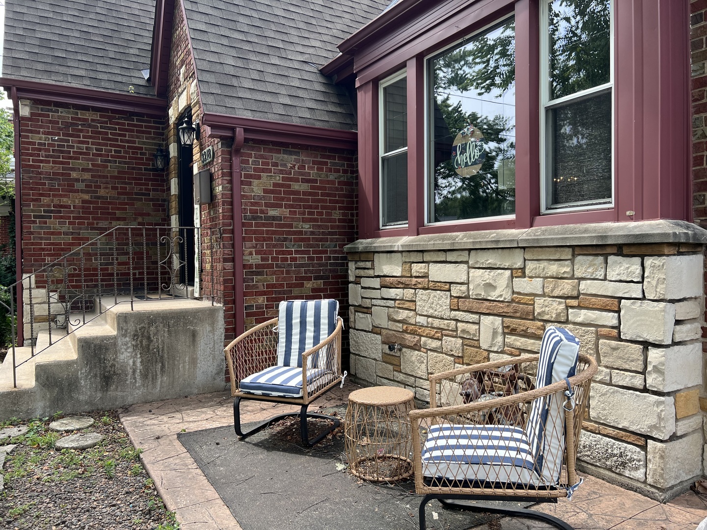 3218 W 97th Street Property Photo 2
