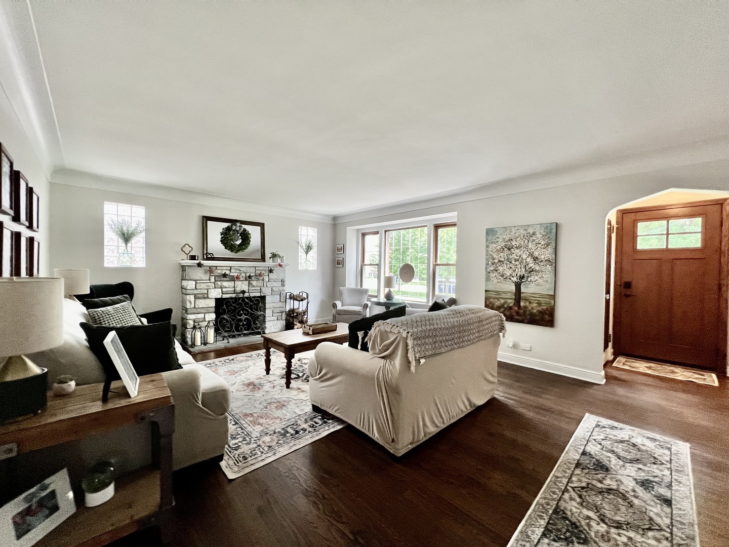 3218 W 97th Street Property Photo 4