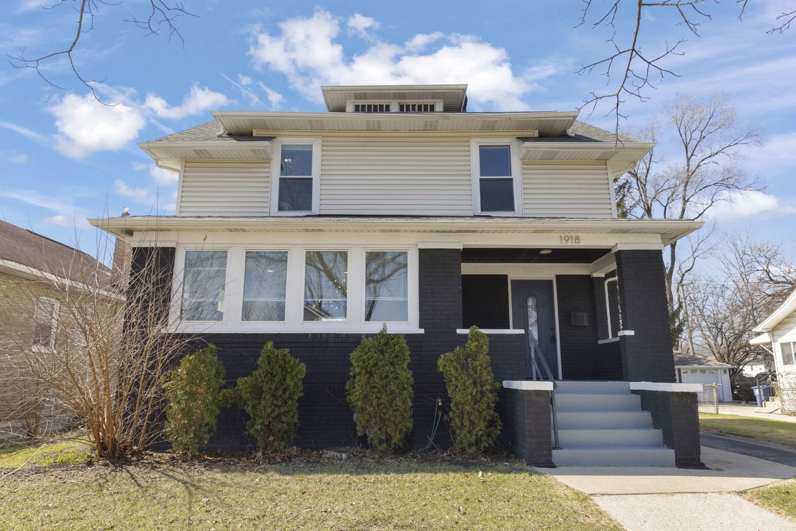 1918 S 9th Avenue