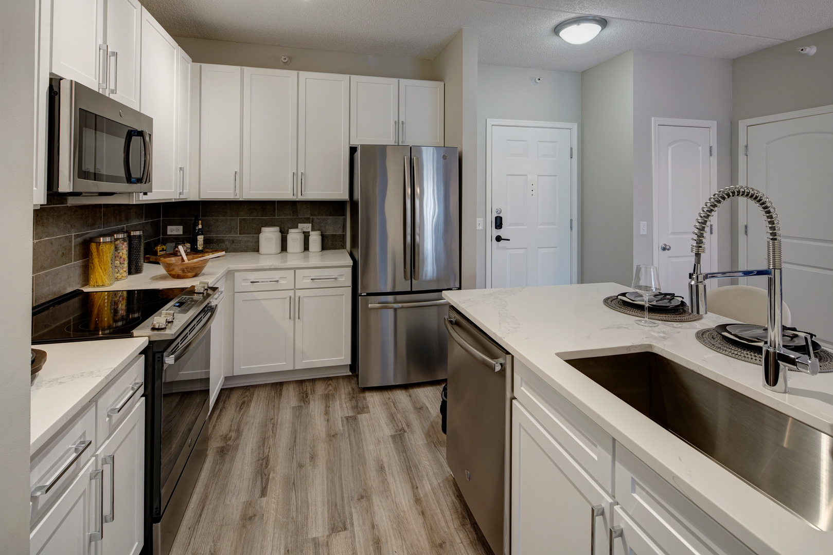 1155 Museum Boulevard 02-0707 Property Photo 12
