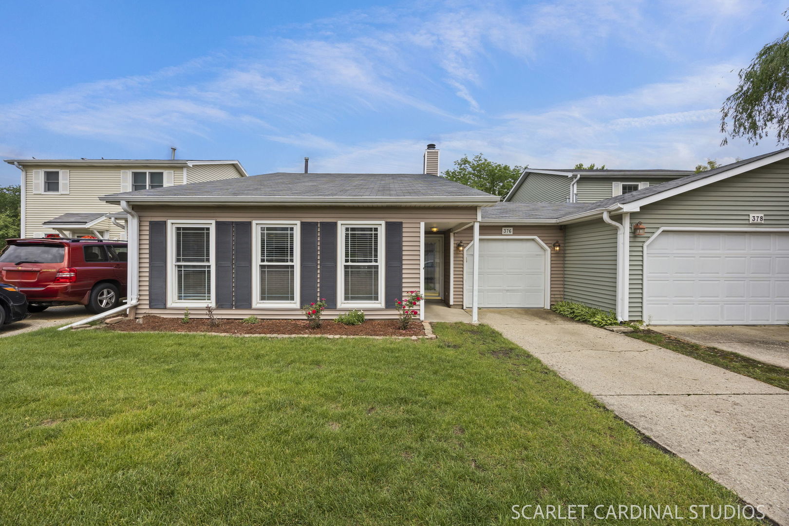 376 Thorncliffe Drive Property Photo 1