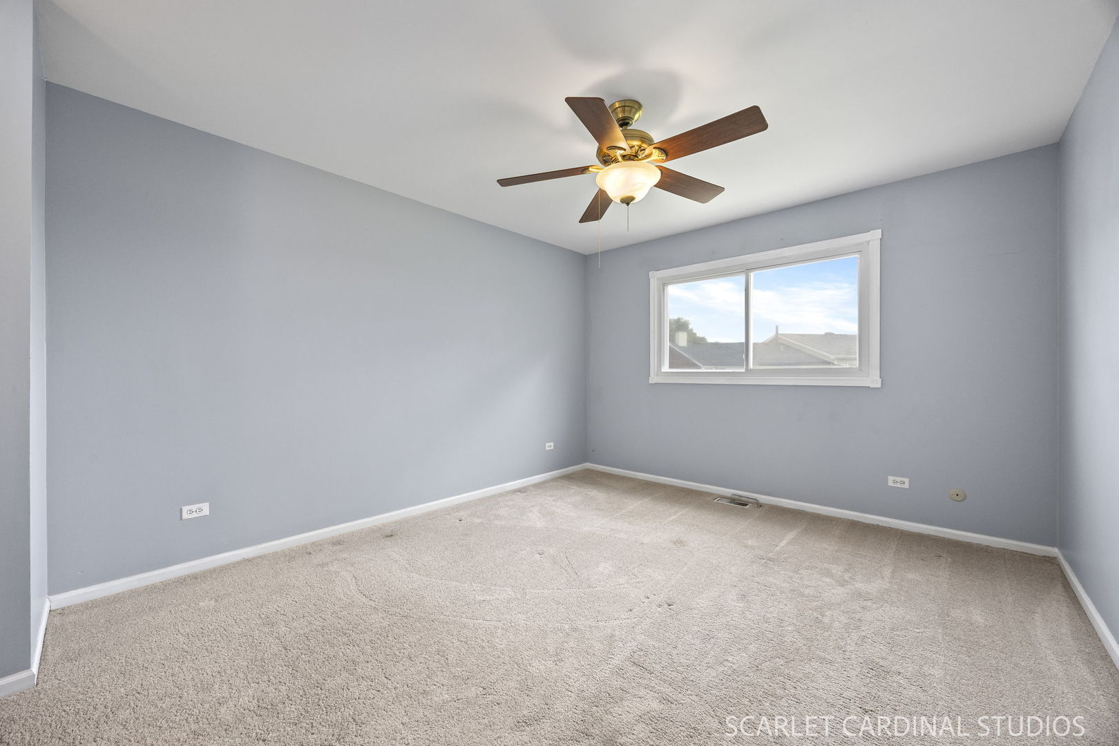376 Thorncliffe Drive Property Photo 11