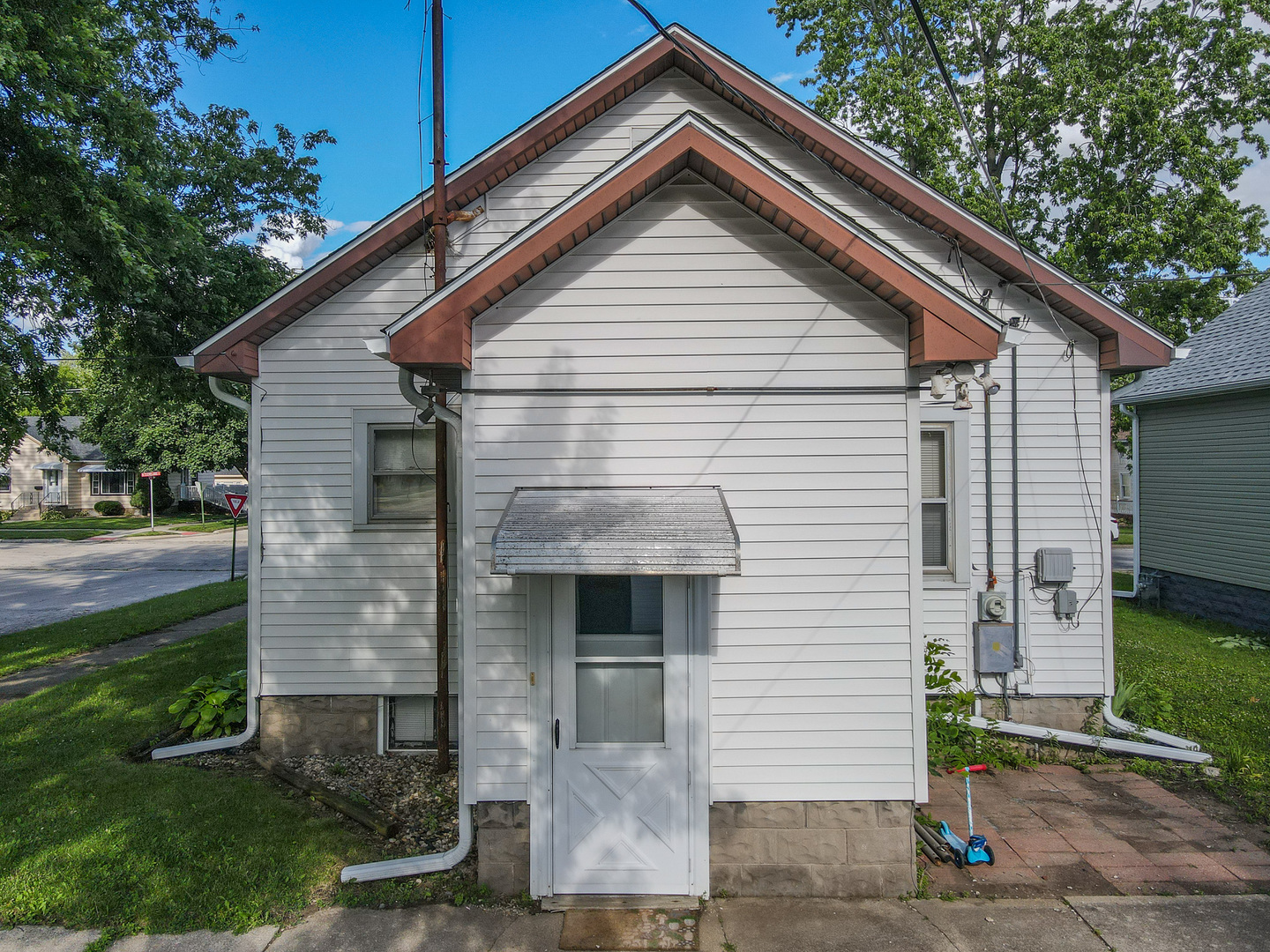 197 N Cleveland Avenue Property Photo 24