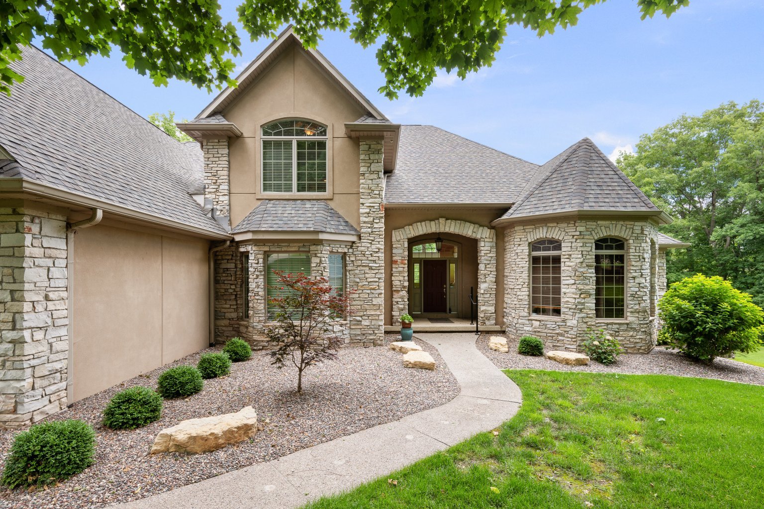 2296 Forest Reed Place Property Photo 3