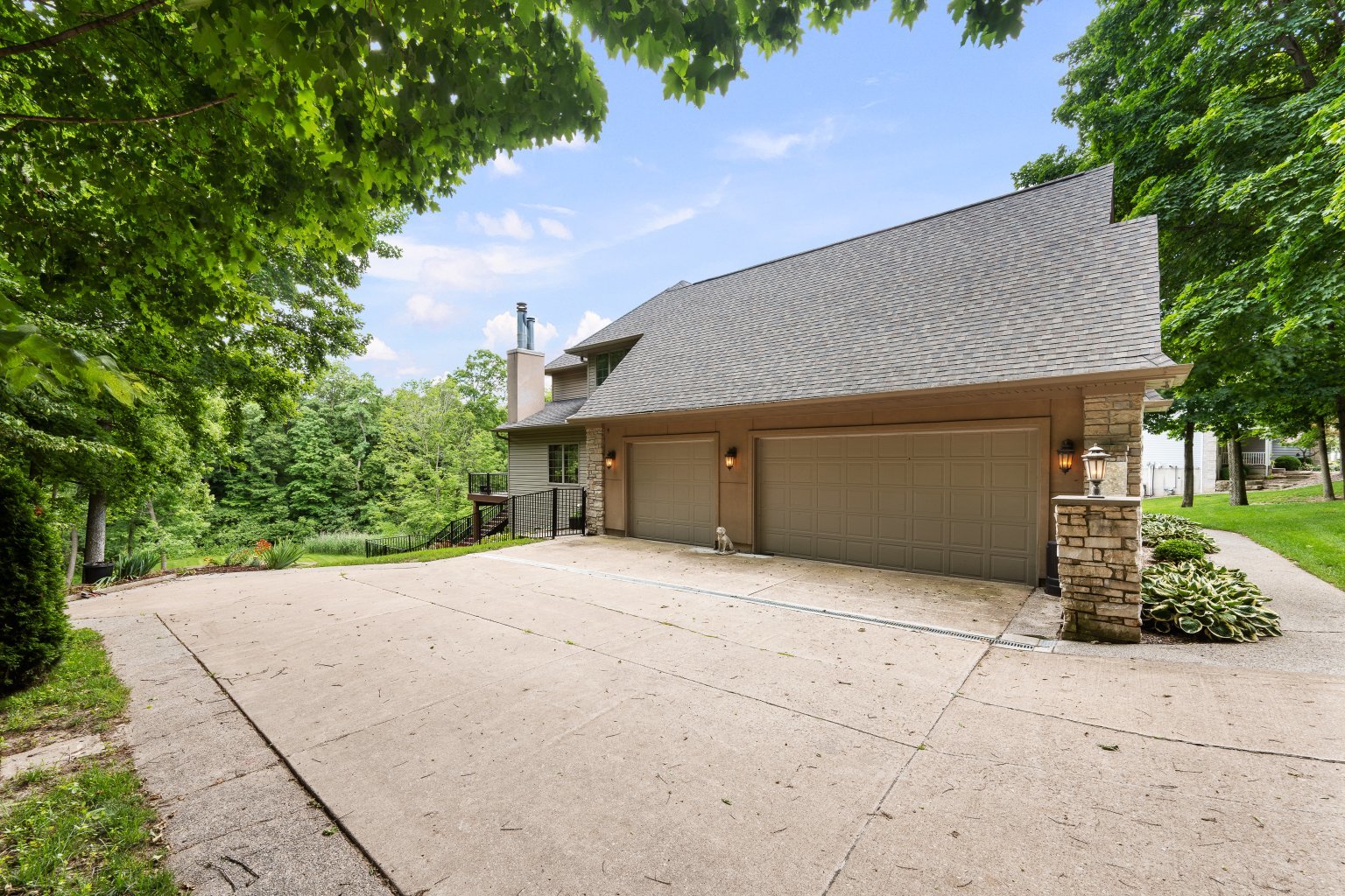 2296 Forest Reed Place Property Photo 4