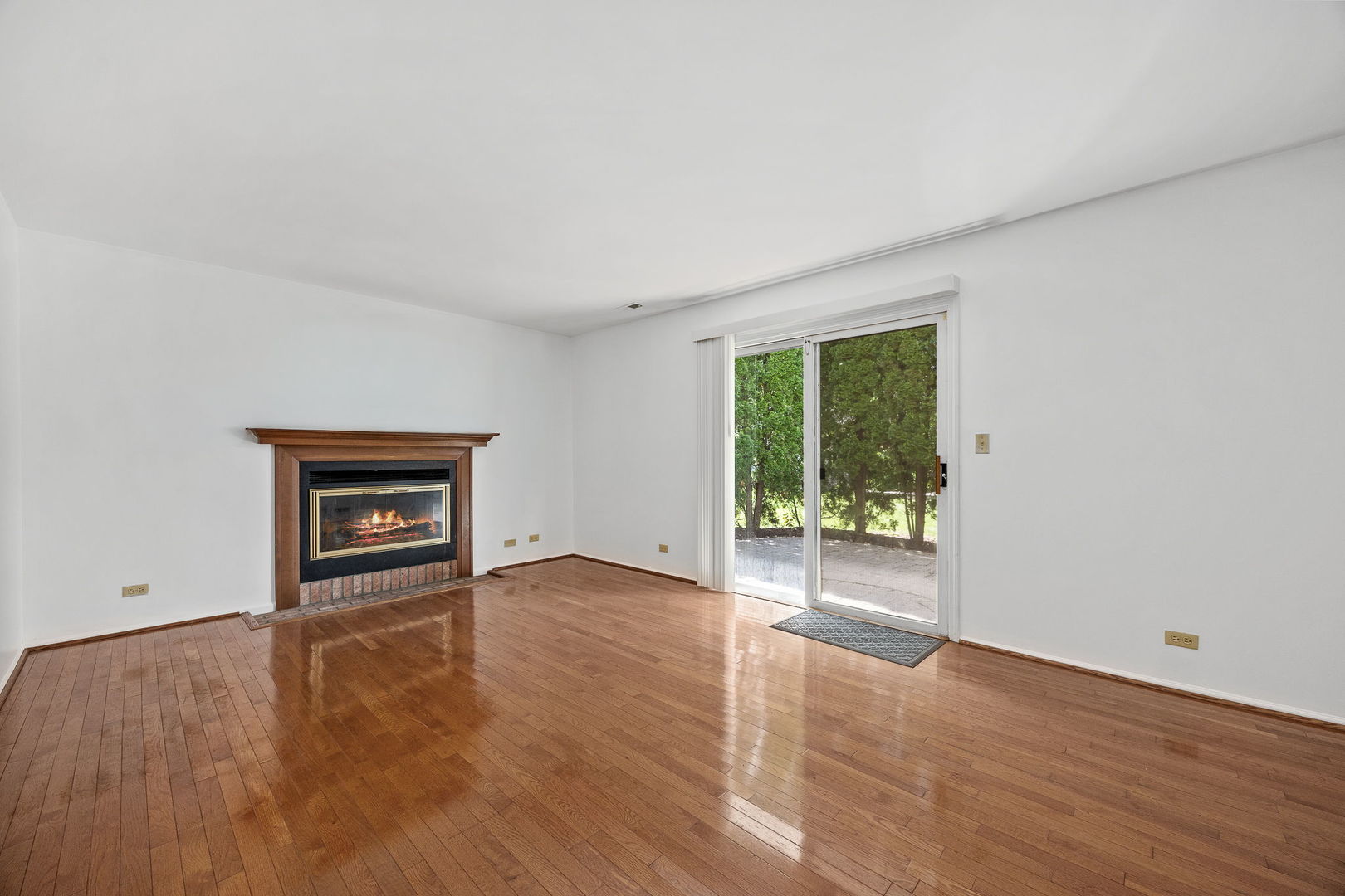 2284 Briarhill Drive Property Photo 12