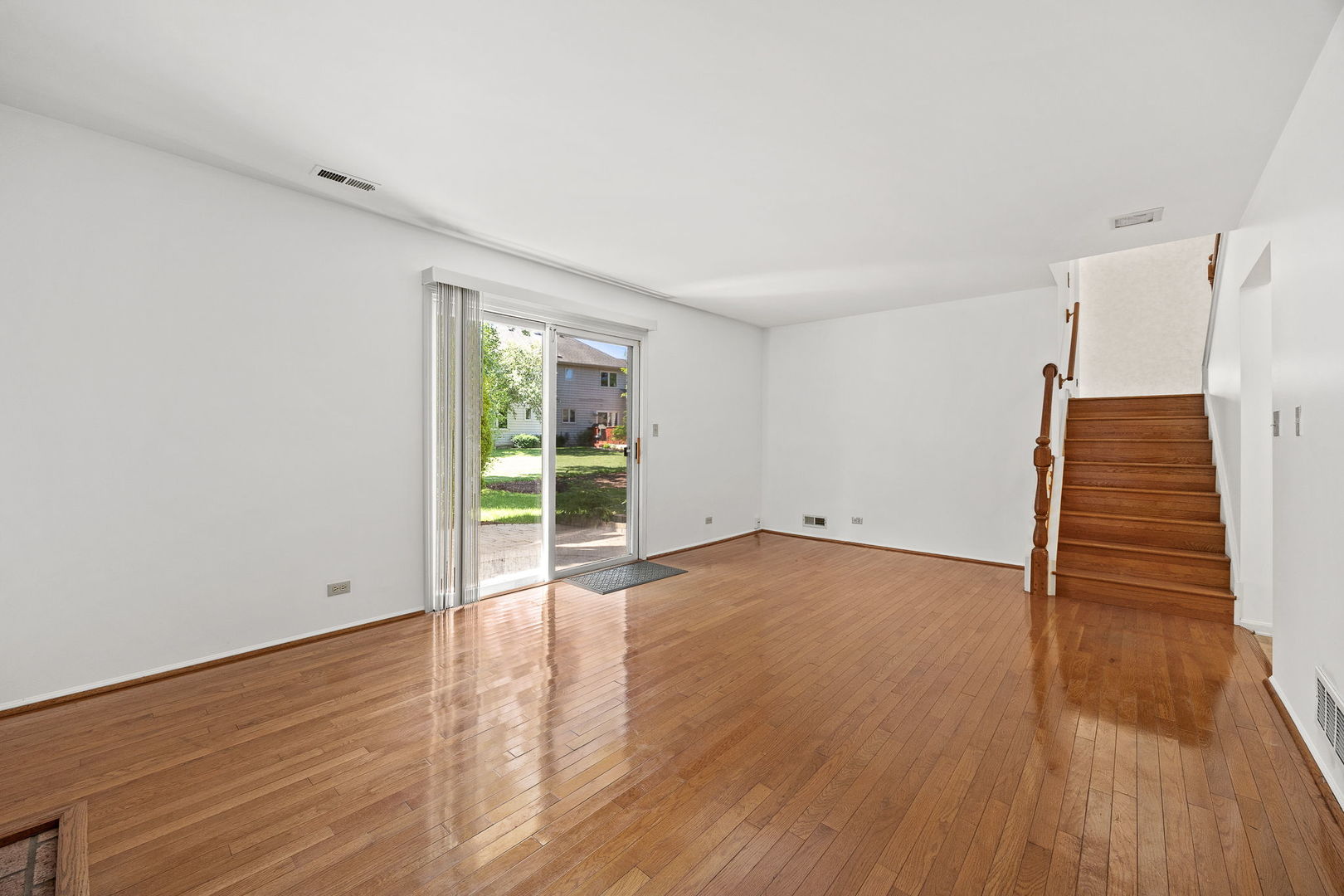 2284 Briarhill Drive Property Photo 13