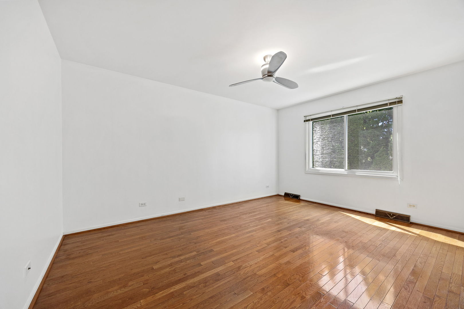 2284 Briarhill Drive Property Photo 16
