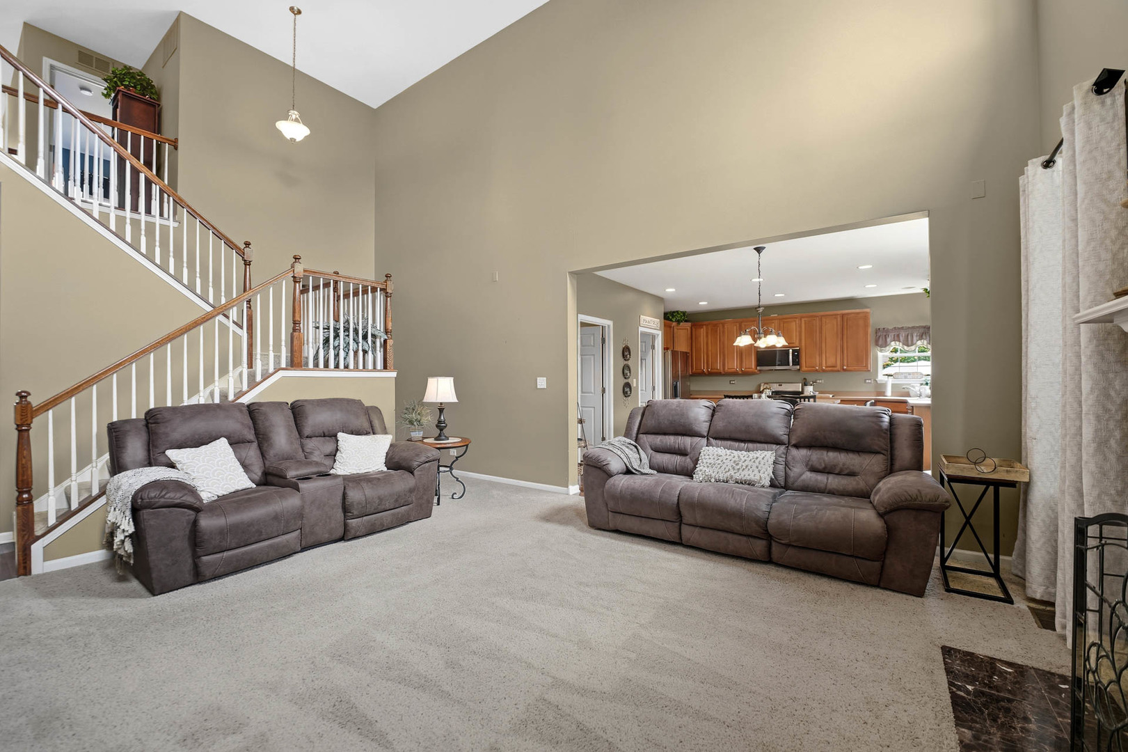 442 Winterberry Drive Property Photo 11