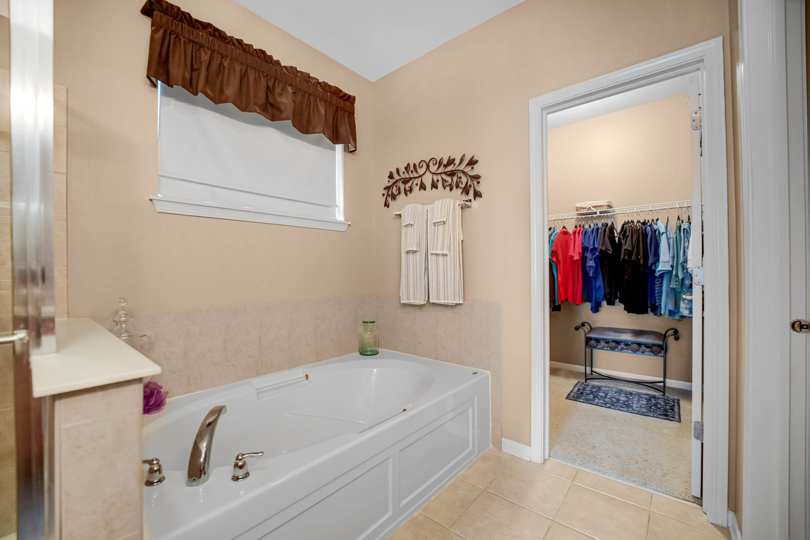 442 Winterberry Drive Property Photo 14