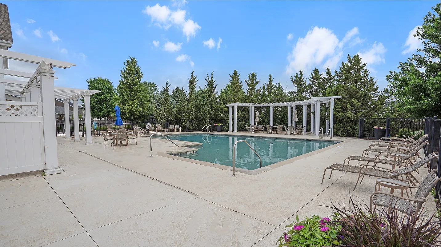 442 Winterberry Drive Property Photo 32
