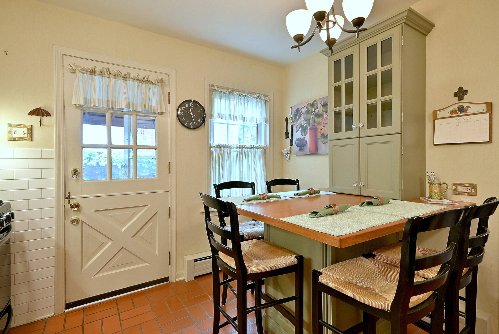 3946 Gilbert Avenue Property Photo 21