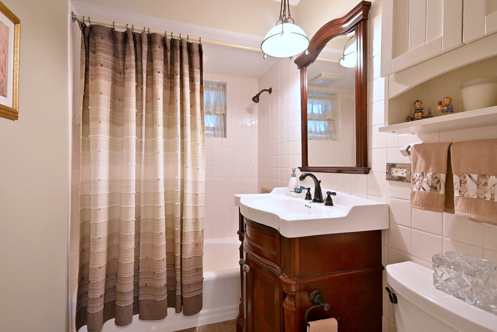 3946 Gilbert Avenue Property Photo 23