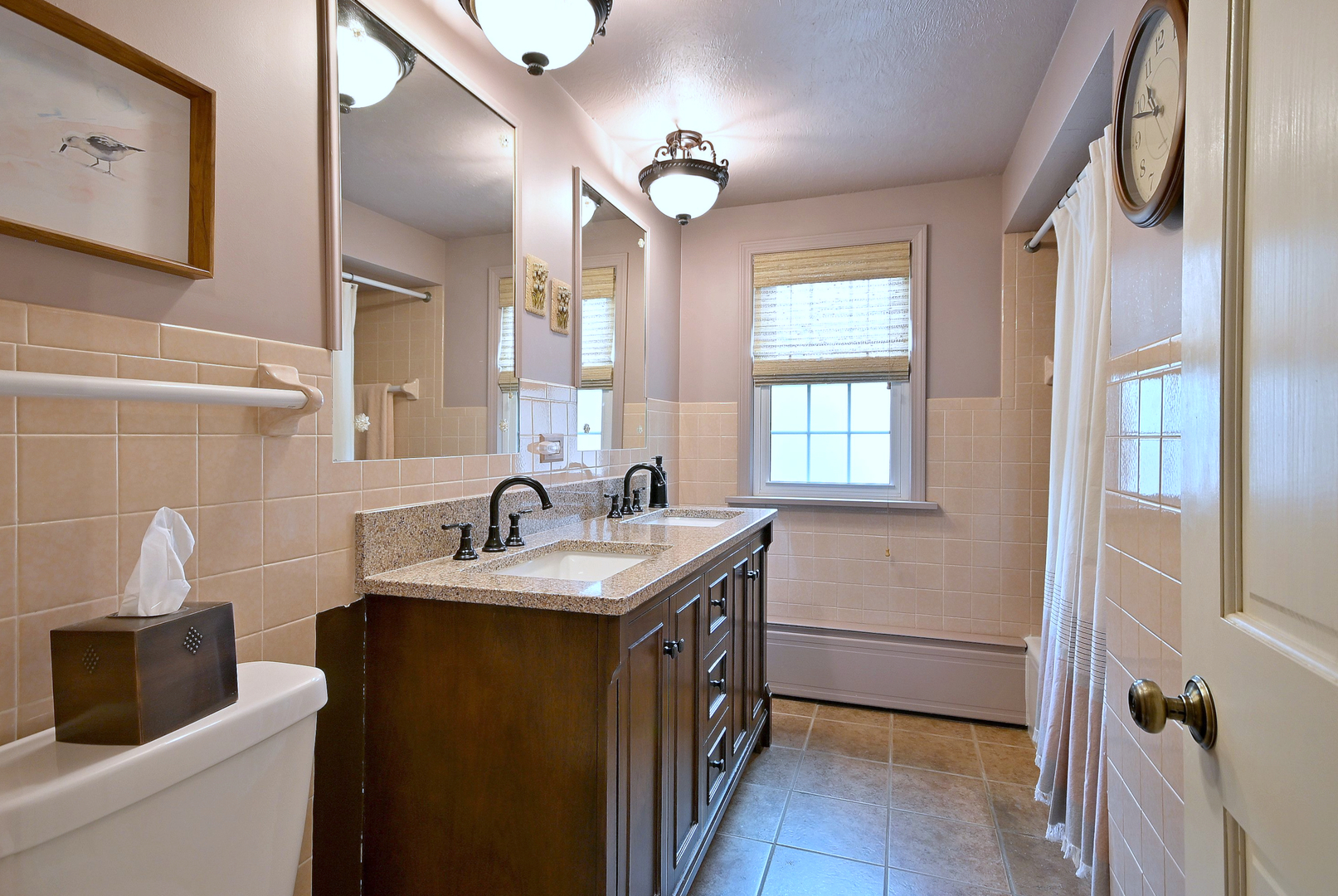 3946 Gilbert Avenue Property Photo 34