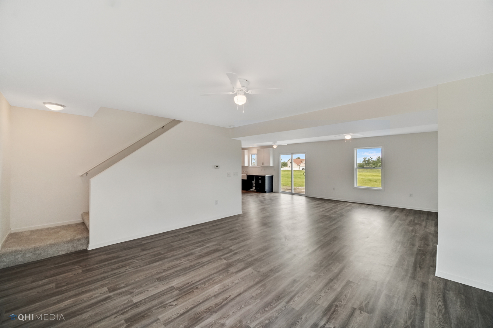 1099 Redwing Drive Property Photo 7