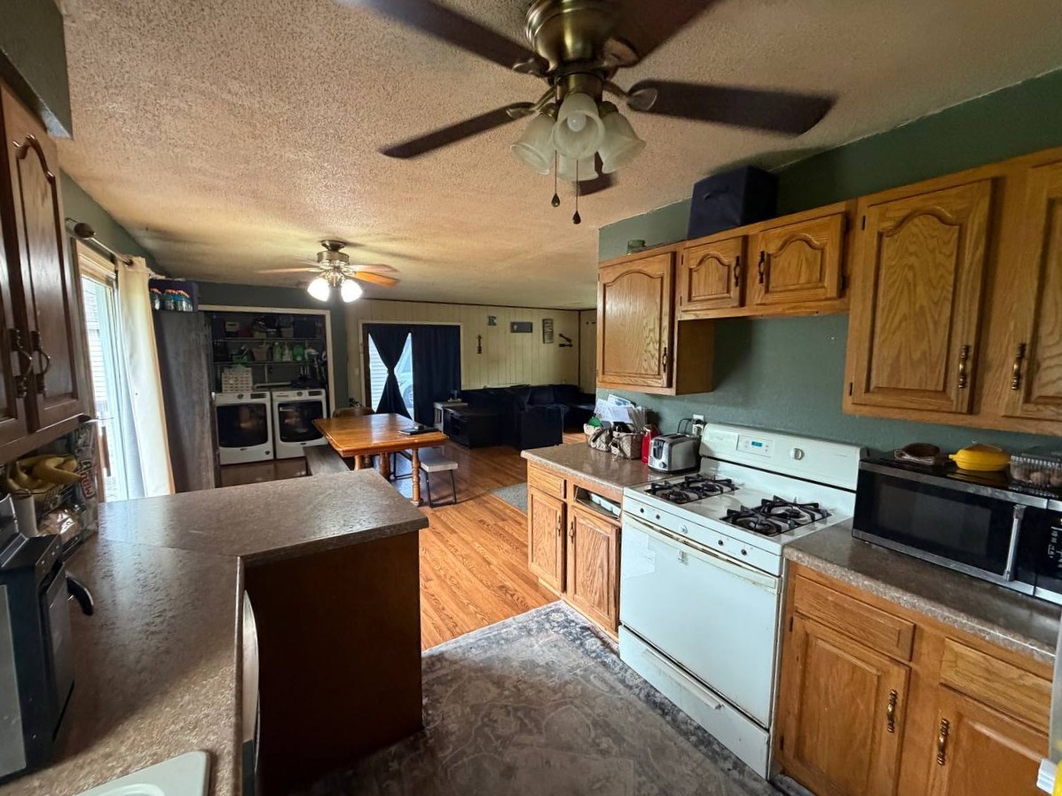 111 Orchard Street Property Photo 23