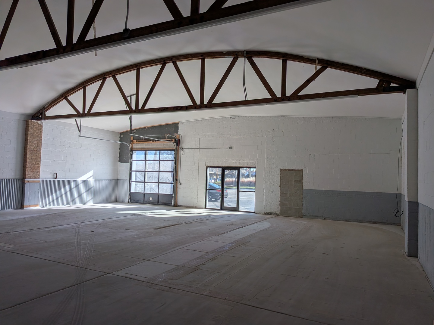 1200 E Golf Road Property Photo 8