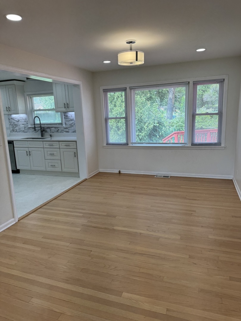 7450 Webster Street Property Photo 4