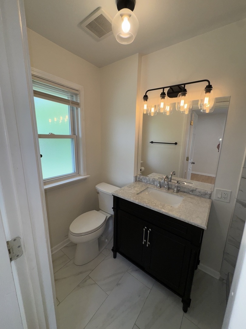 7450 Webster Street Property Photo 14