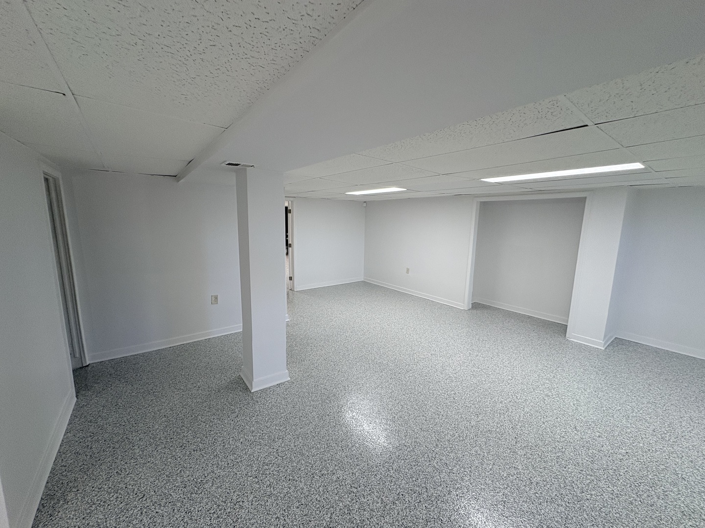7450 Webster Street Property Photo 24