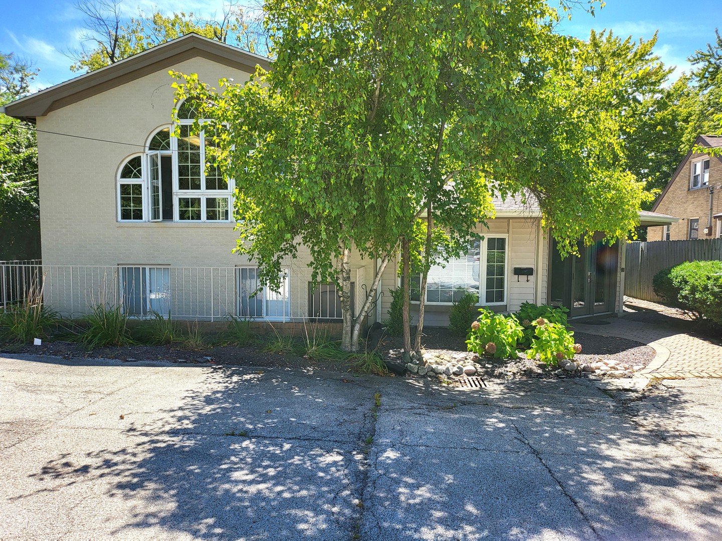 2306 Maysel Street Property Photo 1