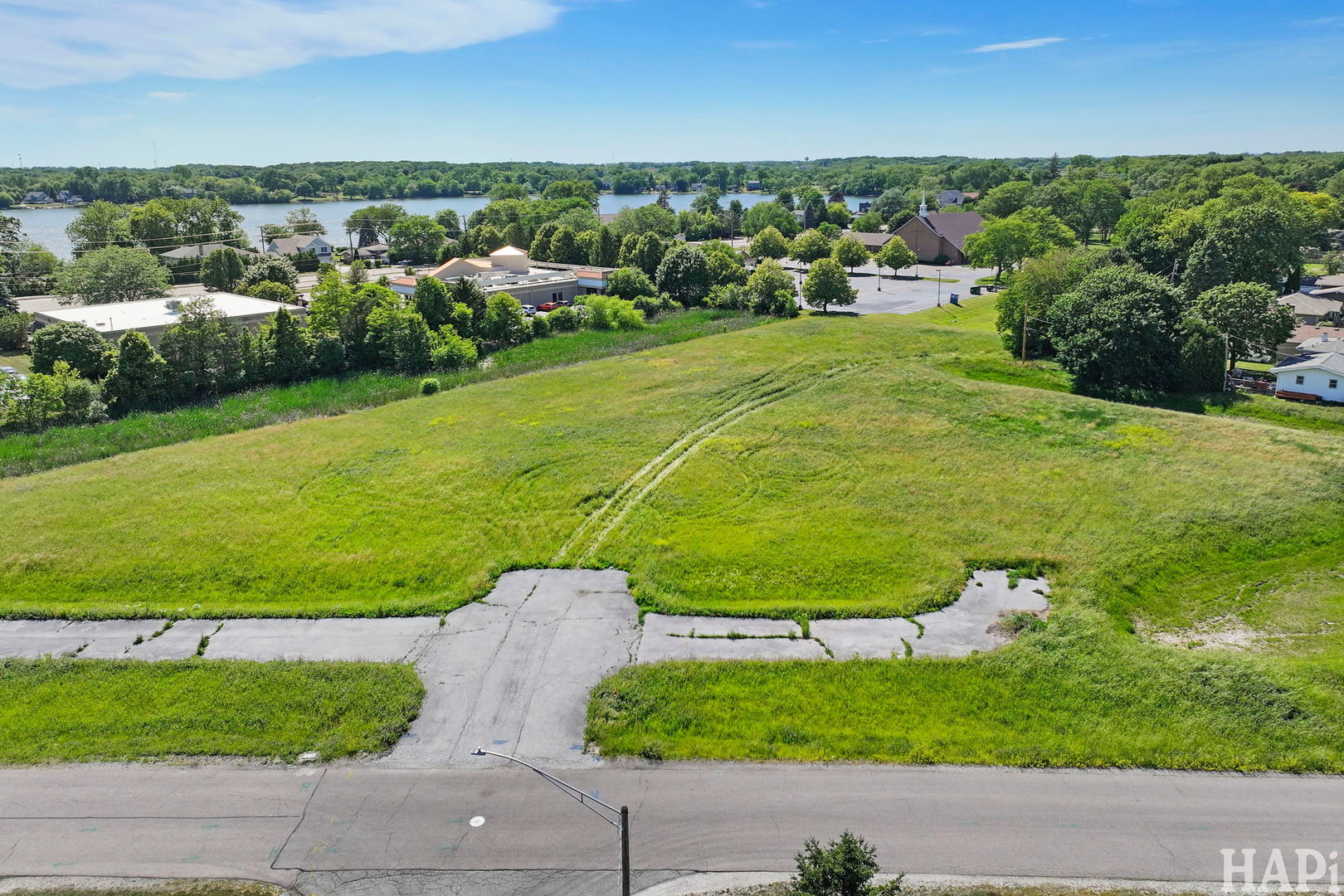 106 Old Elm Road Property Photo 3