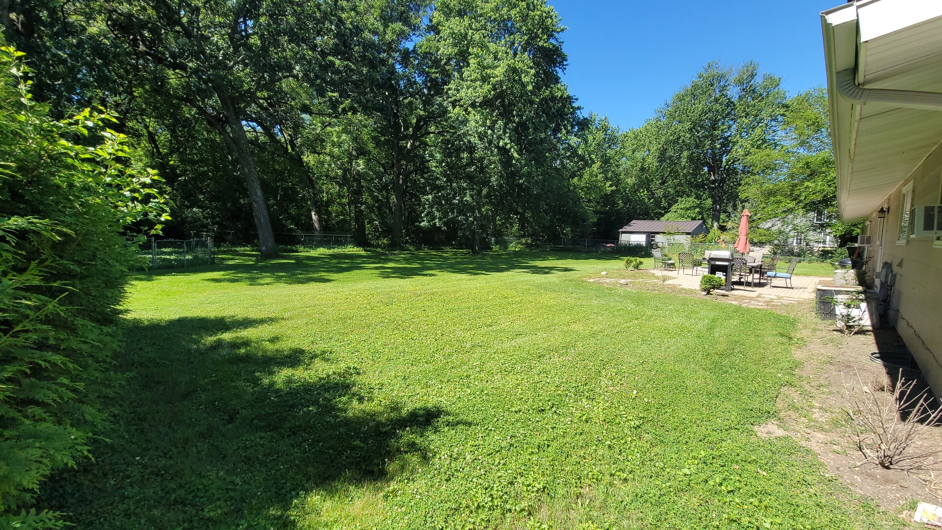 2127 Salem Avenue Property Photo 7