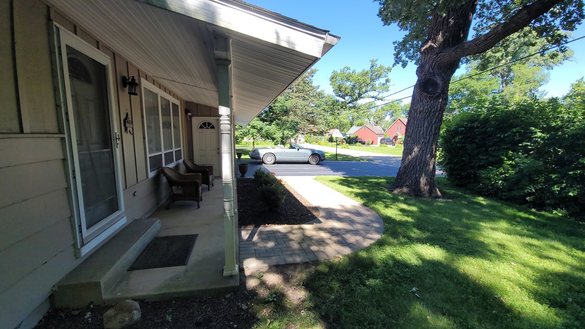 2127 Salem Avenue Property Photo 8