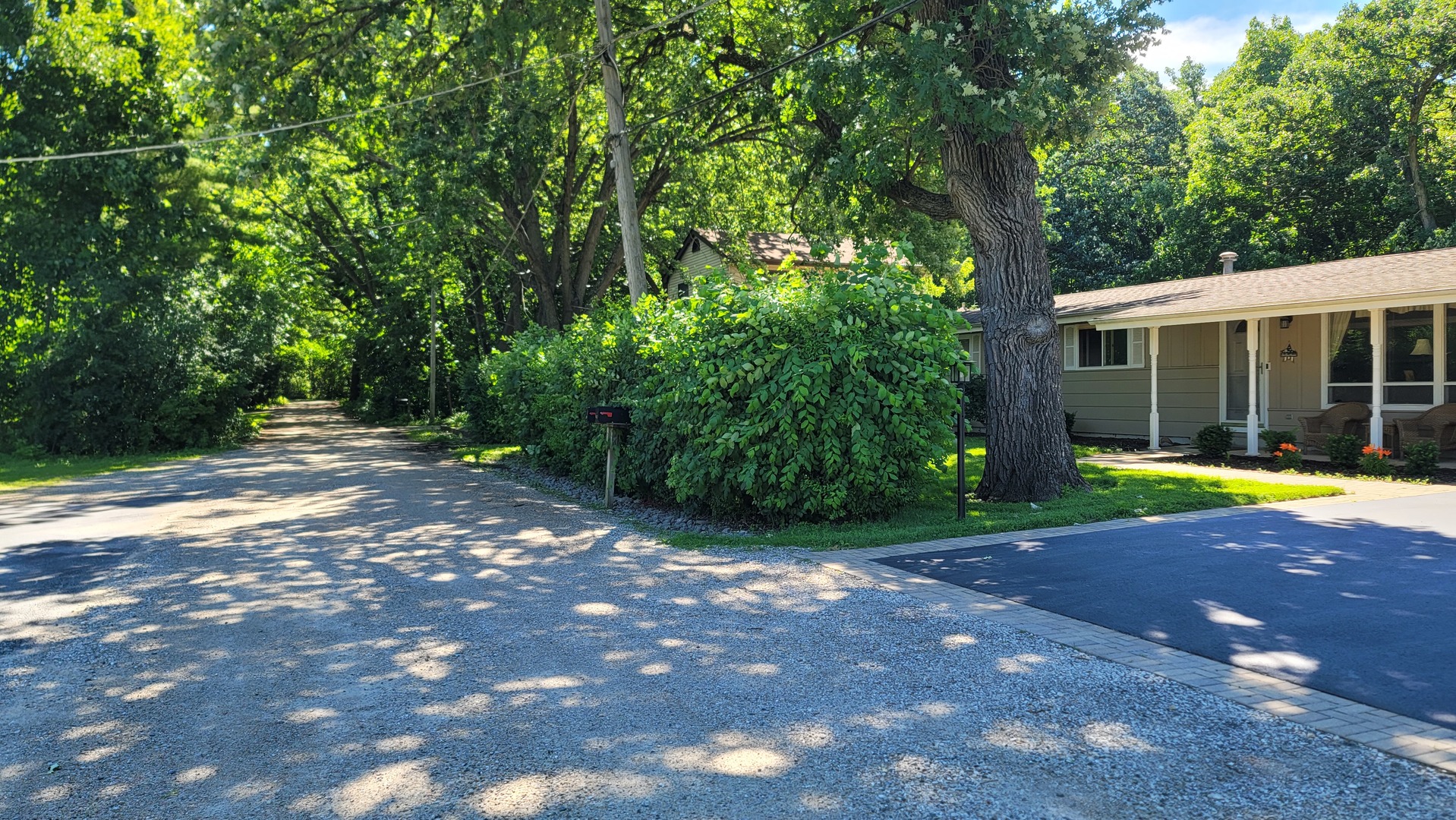 2127 Salem Avenue Property Photo 17