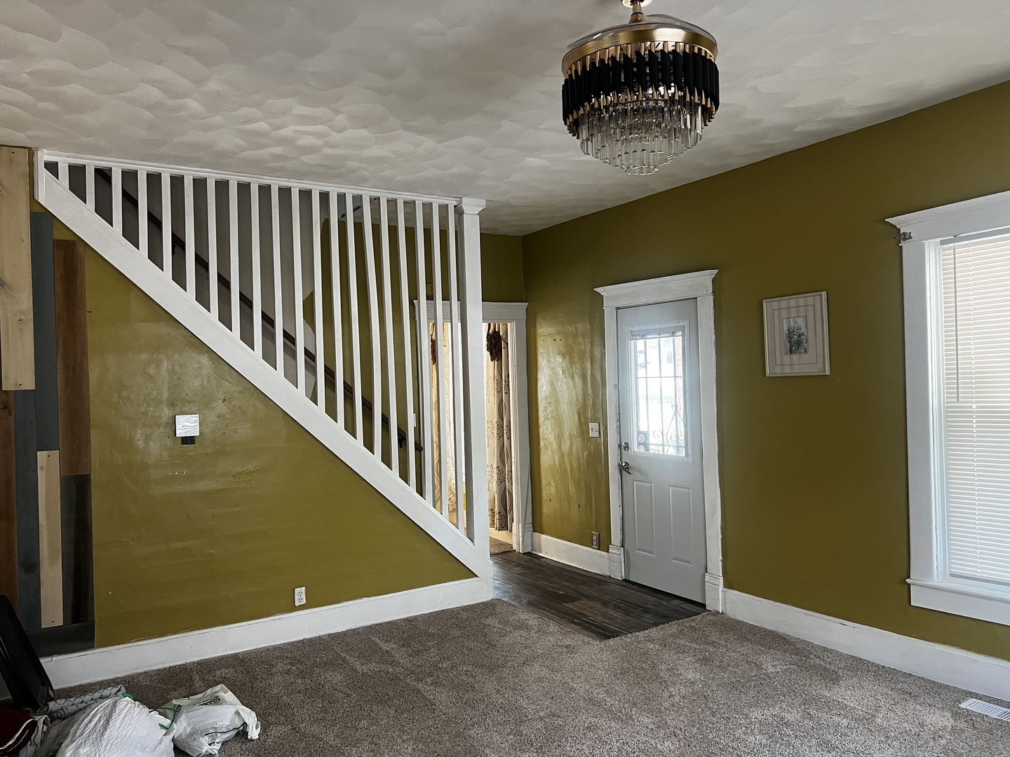 2121 College Avenue Property Photo 4