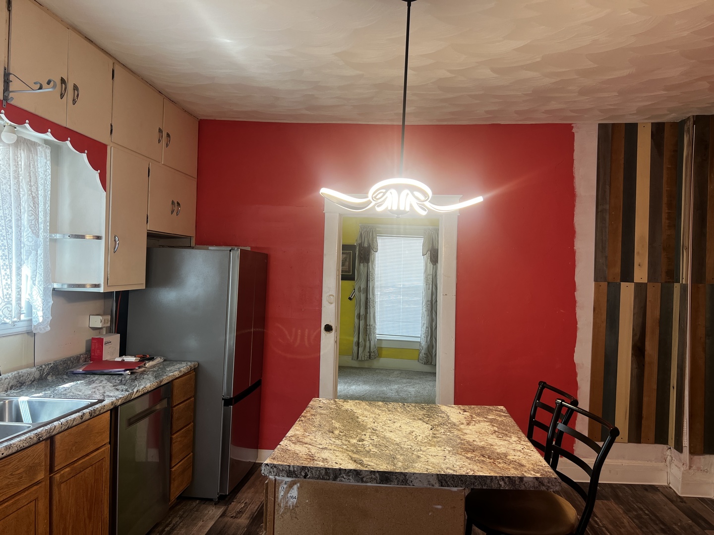 2121 College Avenue Property Photo 12